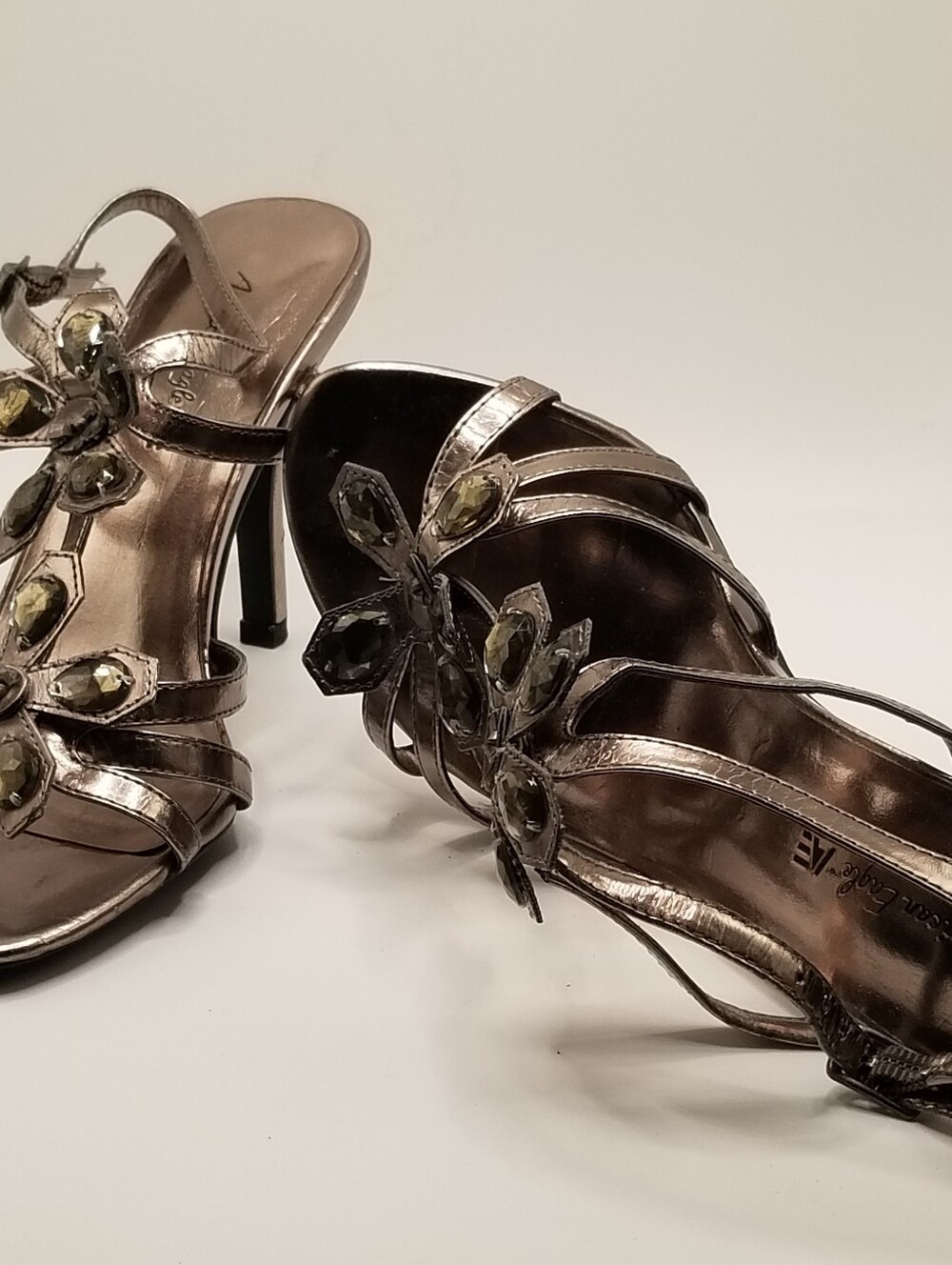 Naturalizer Metallic Floral Embellished Strappy Heels Size 7.5 - Picture 6 of 14